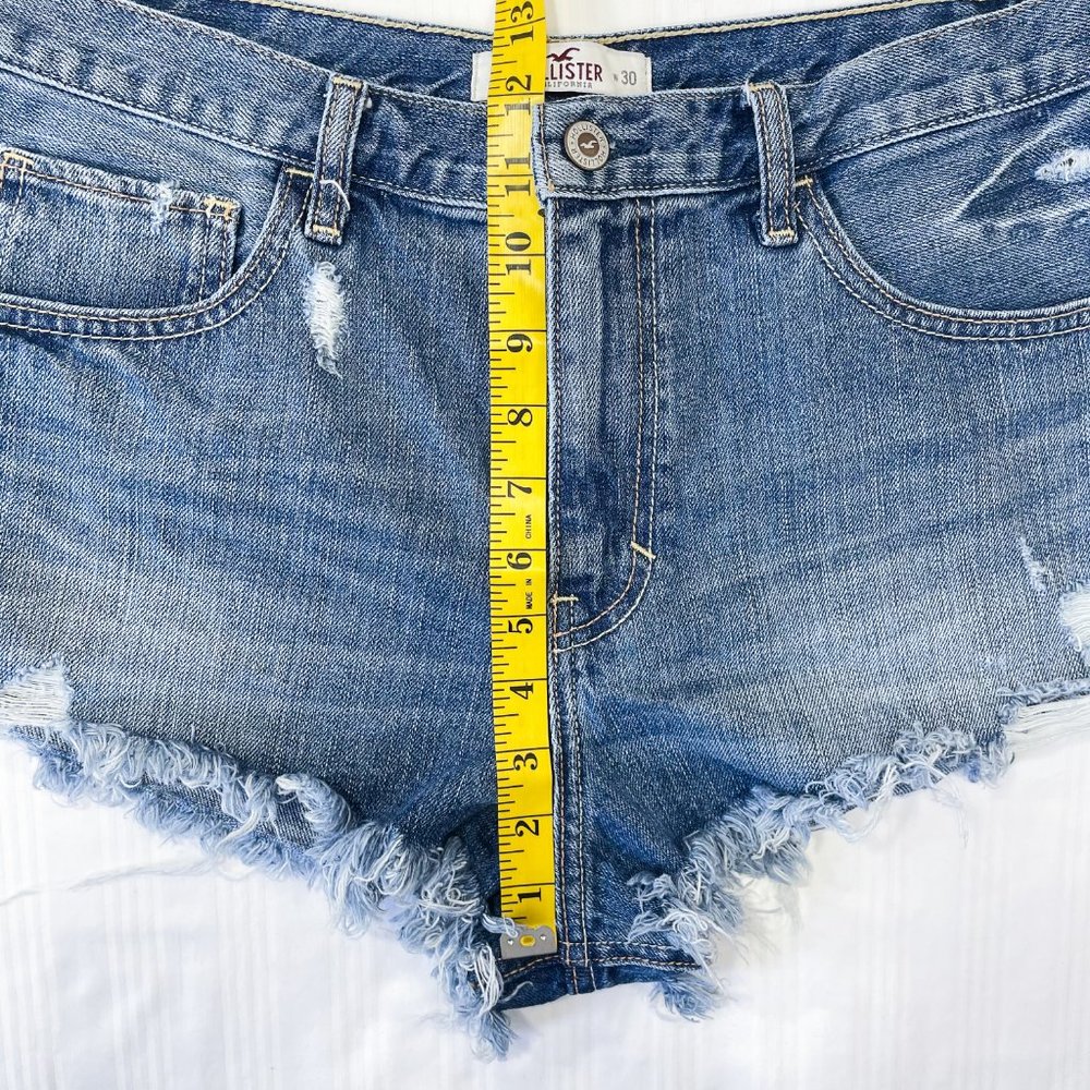 Hollister | High Rise Cutoff Jean Shorts | 11 / 30 - Picture 13 of 14